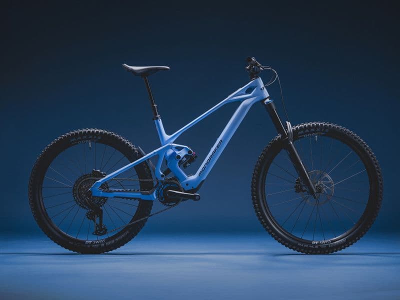 Mondraker Zendit R e-MTB in Ionite Blue, studio side view