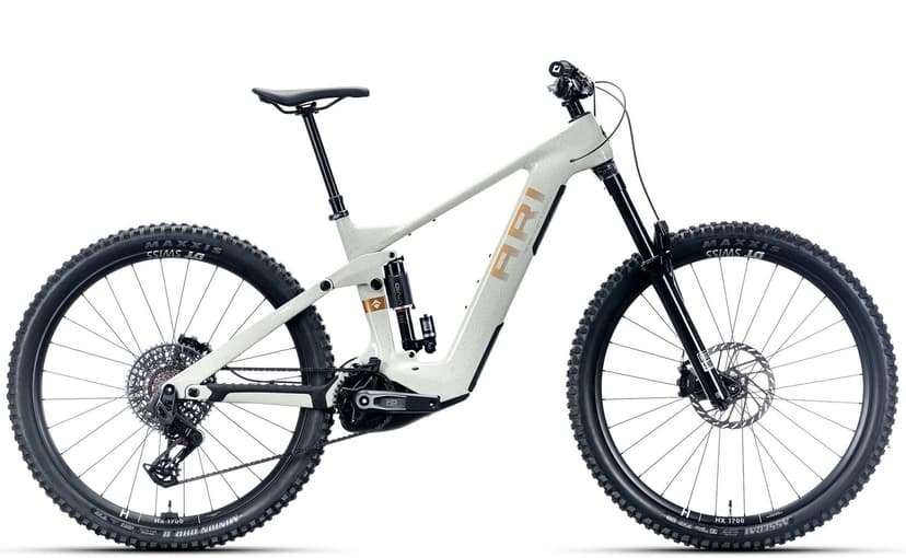 Ari Timp Peak Elite e-MTB, side view