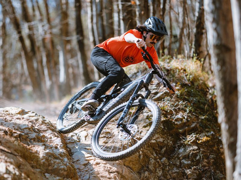 Canyon Strive:ON e-MTB riding shot 3