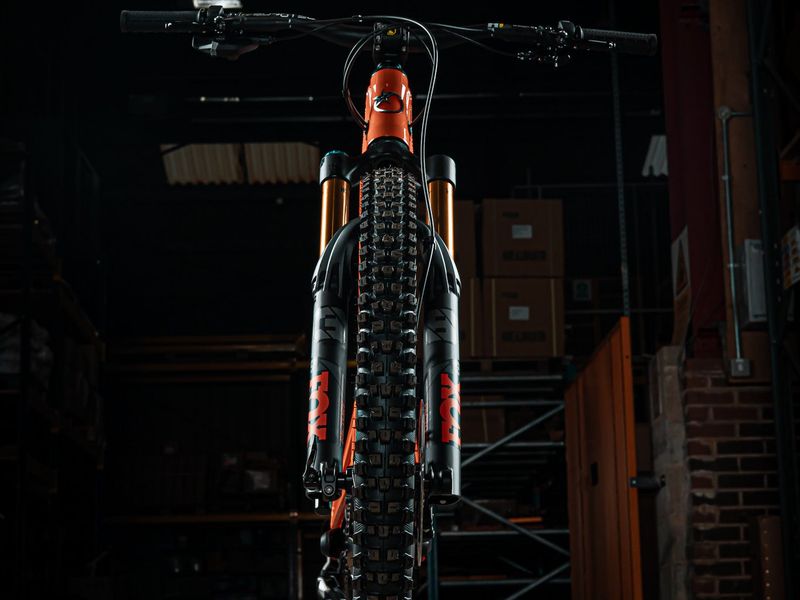 Orange Phase Avinox Factory e-MTB, detail 3