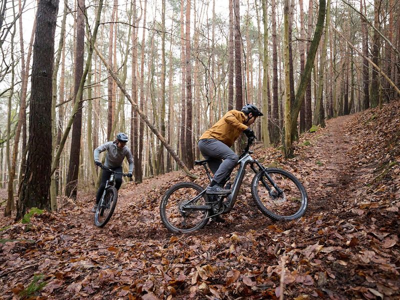 Merida ETMO 700 e-MTB, riding shot 1