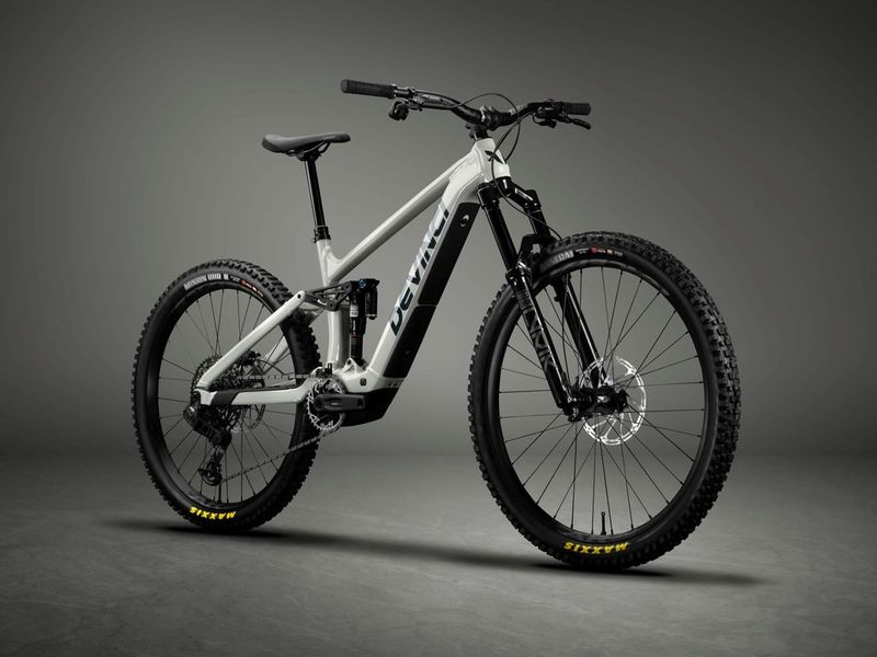 Devinci E-Troy Lite Eagle 70 12s e-MTB, detail 1