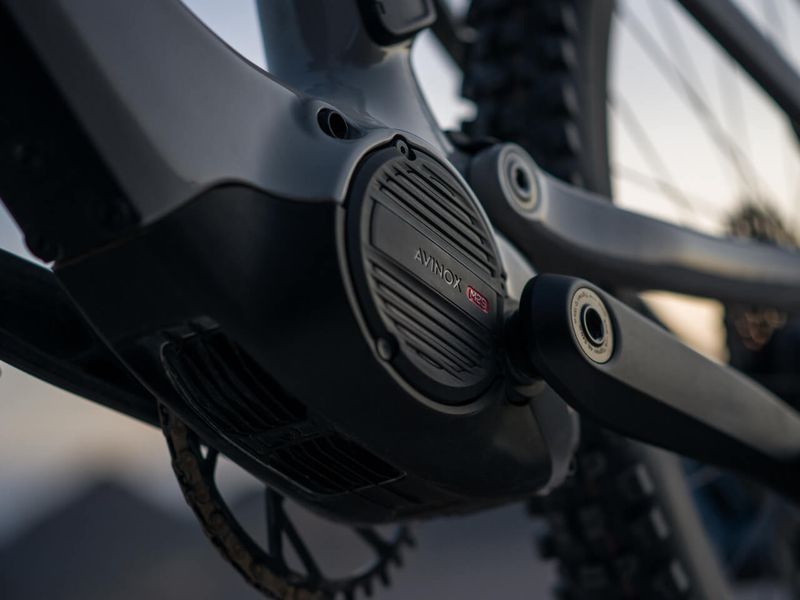 Amflow PX Carbon Pro e-MTB, detail 2