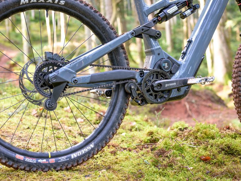 Moustache Clutch 150.7 e-MTB, detail 3