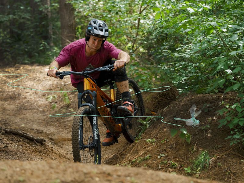 Canyon Spectral:ONfly e-MTB riding shot 1
