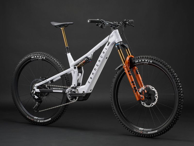 Commencal T.E.M.P.O. Power Signature Eagle 90 e-MTB, detail 2