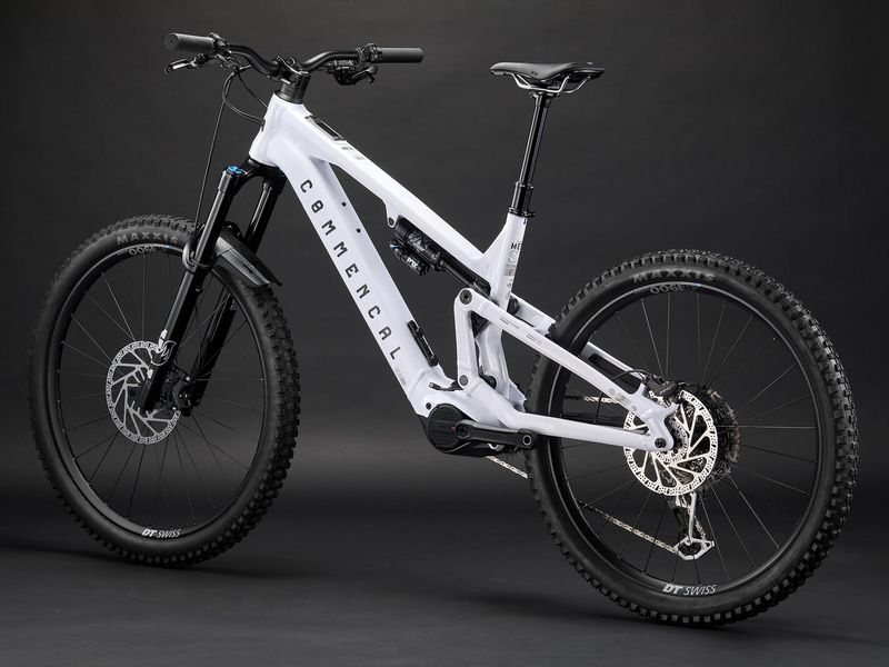 Commencal Meta Power SX Avinox Essential e-MTB, detail 3