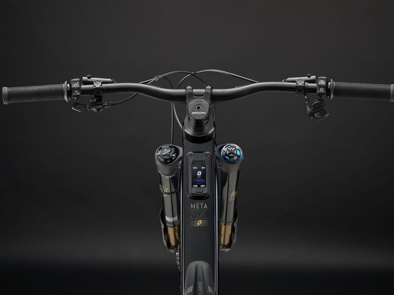 Commencal Meta Power SX Avinox Podium e-MTB, detail 4