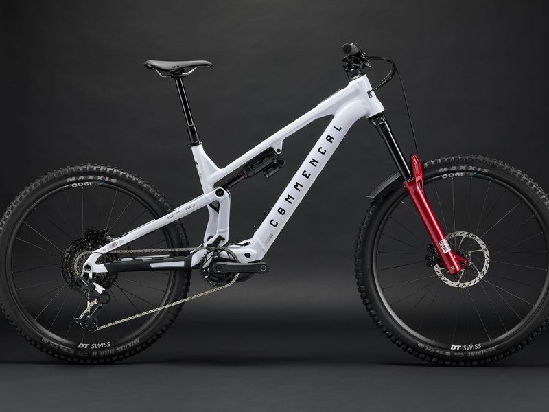 Commencal Meta Power SX Avinox RockShox e-MTB, detail 1
