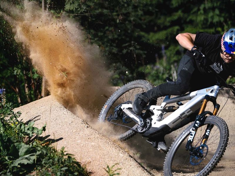 YT Industries Decoy Core 4 e-MTB, gallery shot 8