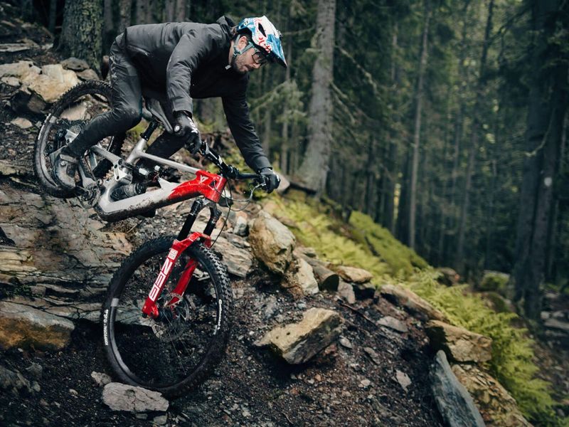 YT Industries Decoy SN Core 3 e-MTB, gallery shot 6