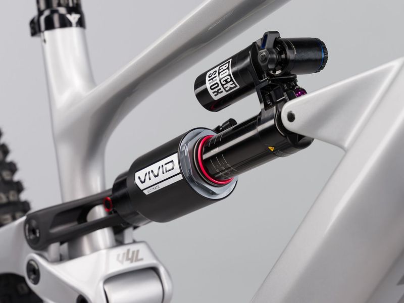 YT Industries Decoy SN Core 3 e-MTB, detail 3
