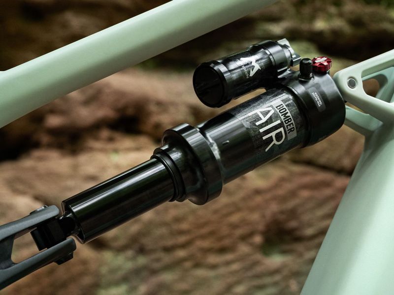 YT Industries Decoy X Core 1 e-MTB, gallery shot 7