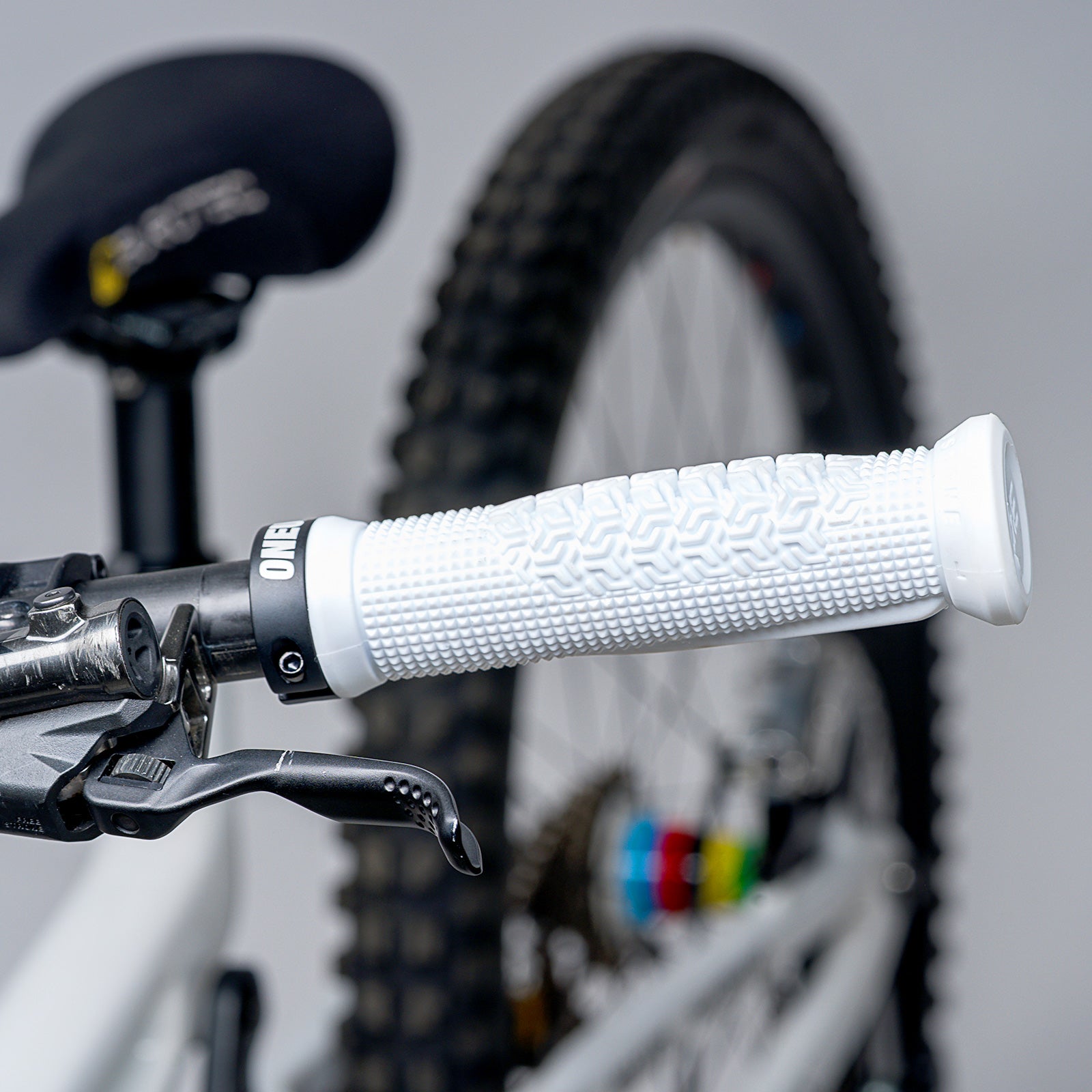 OneUp Goldstone Grips, detail 5