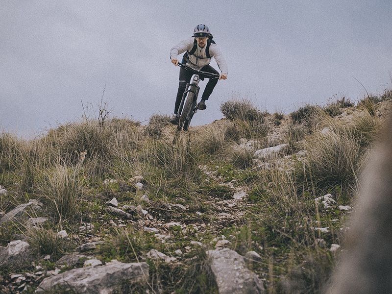 Husqvarna Light Cross LC3 e-MTB, riding shot 1
