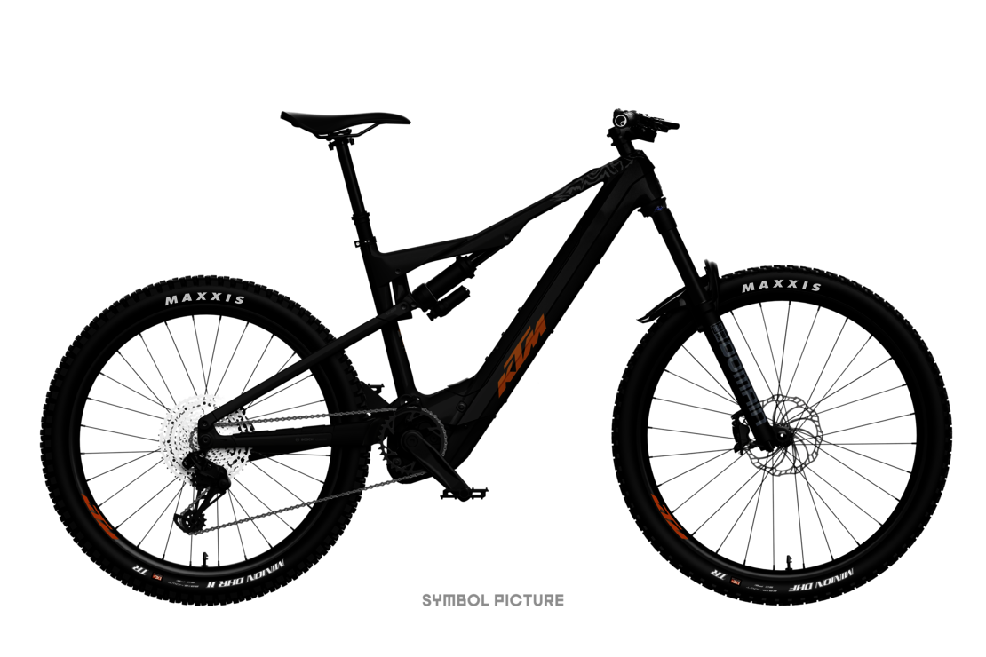 KTM Macina Prowler Elite CX-R e-MTB, side view