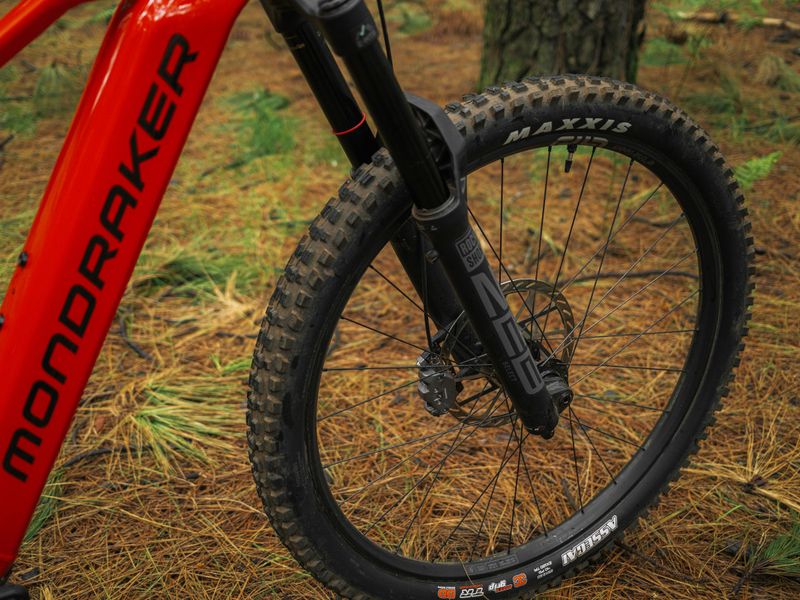 Mondraker Level R fork and front wheel on the trail