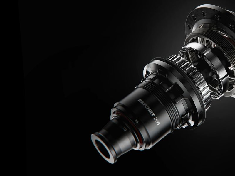 DT Swiss DF Degrees of Freedom anti-pedal-kickback technology