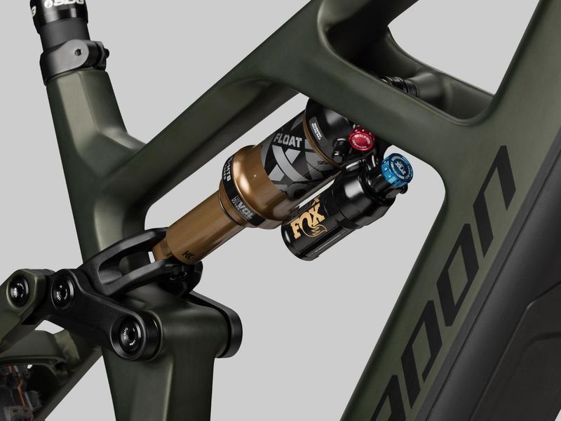 Radon Render 10.0 800 e-MTB, detail 4