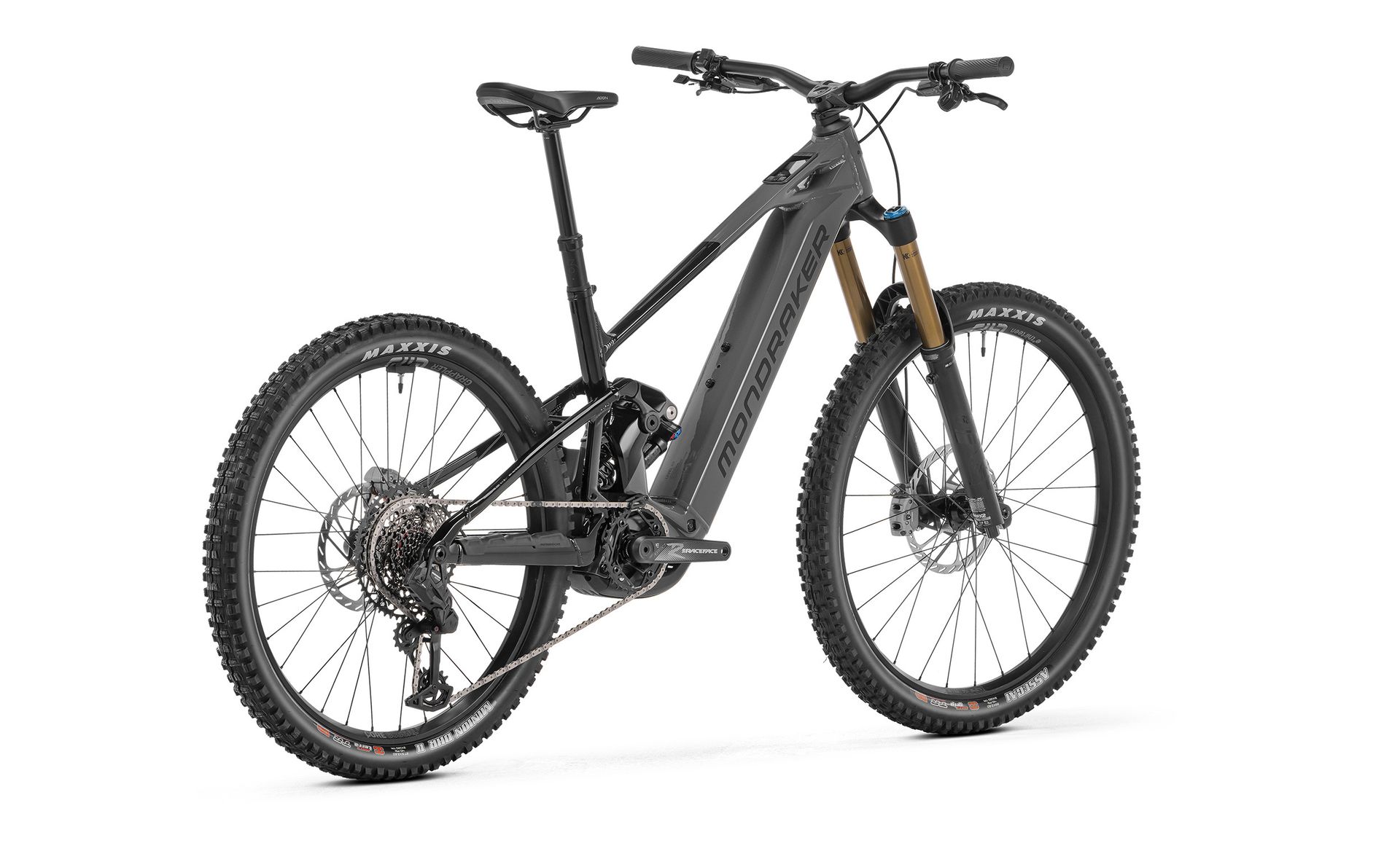 Mondraker Level RR e-MTB, three-quarter view