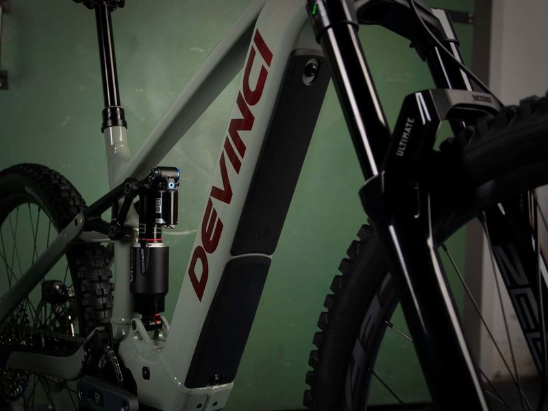 Devinci E-Spartan Deore 12s e-MTB, detail 2