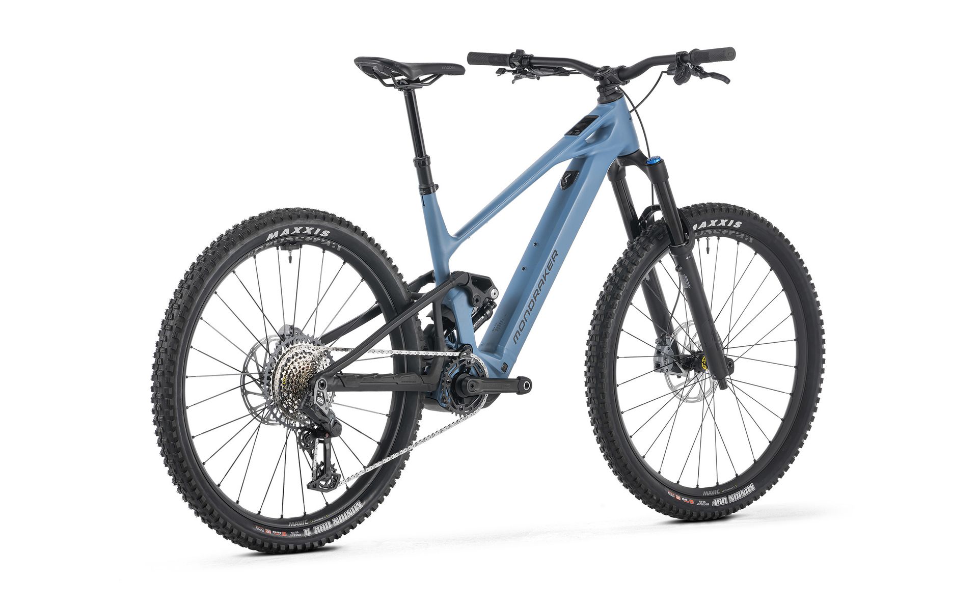 Mondraker Sly RR e-MTB, three-quarter view