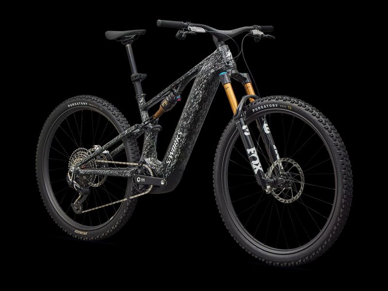 Specialized S-Works Turbo Levo R (FOX, 840 Wh) e-MTB, front three-quarter view