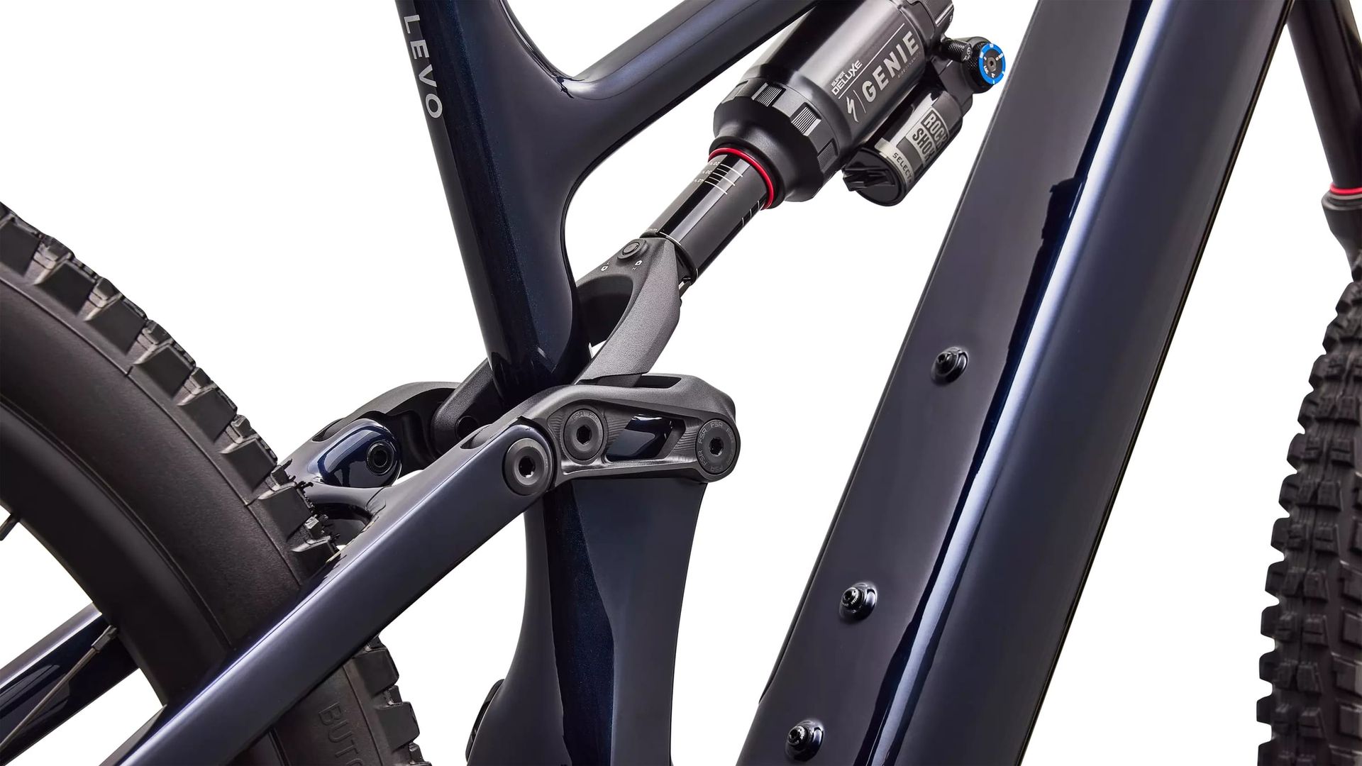 Specialized Turbo Levo 4 Expert e-MTB, suspension linkage detail