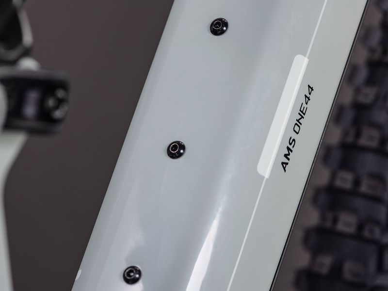 Cube AMS Hybrid ONE44 C:62 Race 400X e-MTB, detail 4