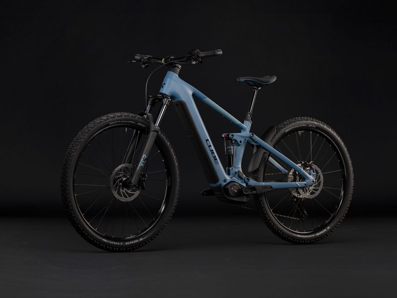 Cube Stereo Hybrid ONE22 Pro 800 e-MTB, studio shot 7