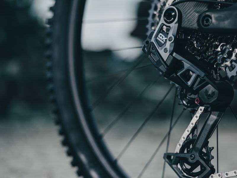 Cube Stereo Hybrid ONE44 HPC TM 800 e-MTB, riding shot 2