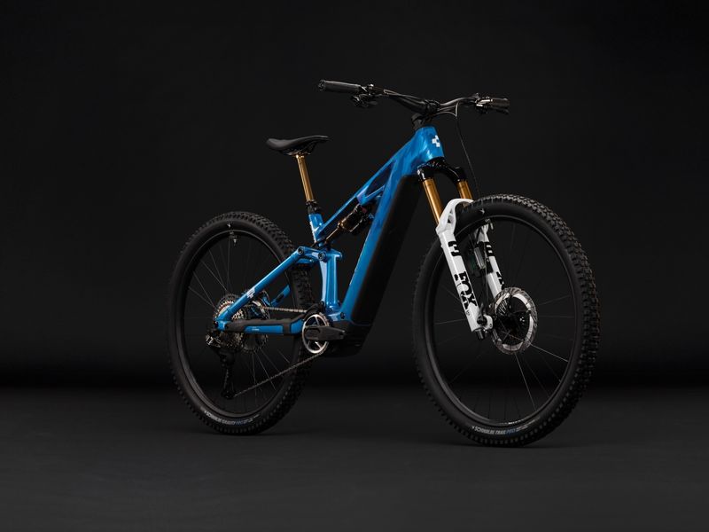 Cube Stereo Hybrid ONE44 HPC AT 800 e-MTB, studio shot 7