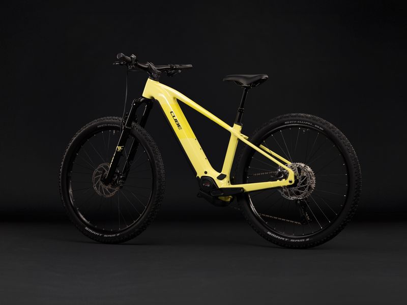 Cube Reaction Hybrid Race 800 e-MTB, studio shot 7